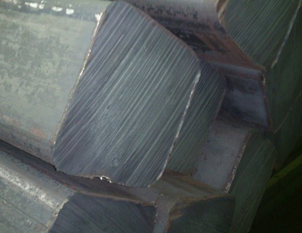 Поковка конструкционная квадратная 10Г2С1Д 18 мм ГОСТ 8479-70 фото