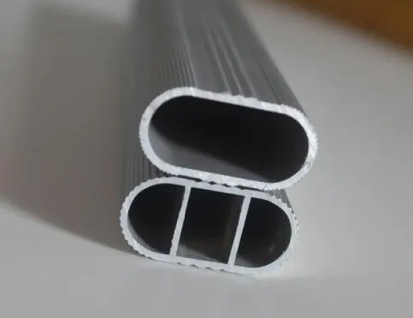 Профиль алюминиевый прессованный овальный АД1 20х10х2 мм ГОСТ 18591-91 фото